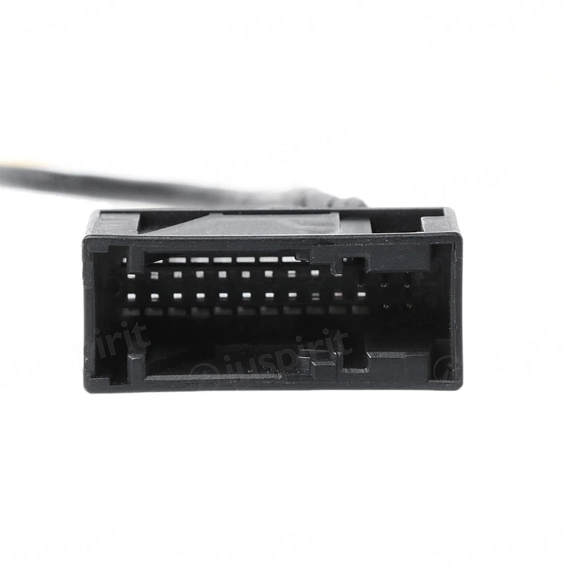 Can-Bus adapter to convert video from RGB to AV for original Volkswagen rear view cameras with aftermarket Android car radios - Image 4