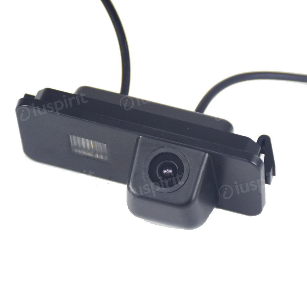Telecamera retromarcia per Golf 5, Golf 6, Polo, Passat, Seat Leon/Altea retrocamera specifica luce targa